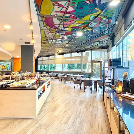 Eurohotel Barcelona Granvia Fira-2